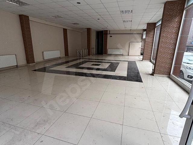 CUMHURİYET MAH 135 m2 KÖŞE BAŞI SATILIK DÜKKAN