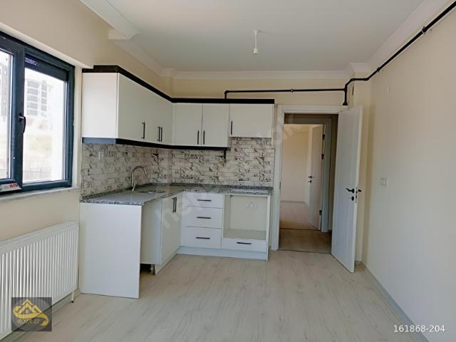 CUMHURİYET MAHALLESİNDE FIRSAT 1+1 DAİRE