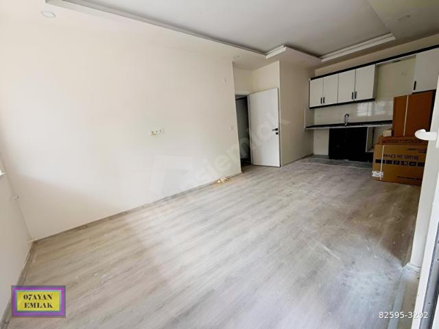 CUMHURİYET MAHALLESİNDE SIFIR LÜX KAPALI OTOPARKLI HAVUZLU 2+1