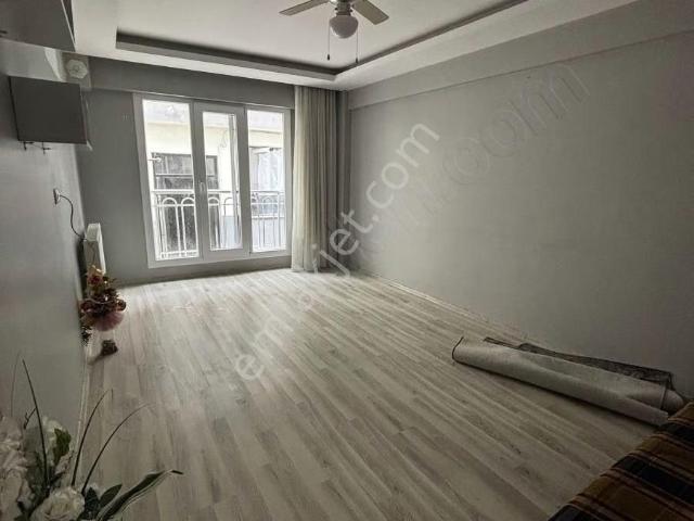 Cumhuriyet Mah. 2+1 Kapalı Mutfak Satılık Daire