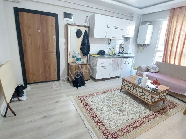 Cumhuriyet Mah. Traliçe Cafe Yakını Eşyalı 1+1 Kiralık Daire