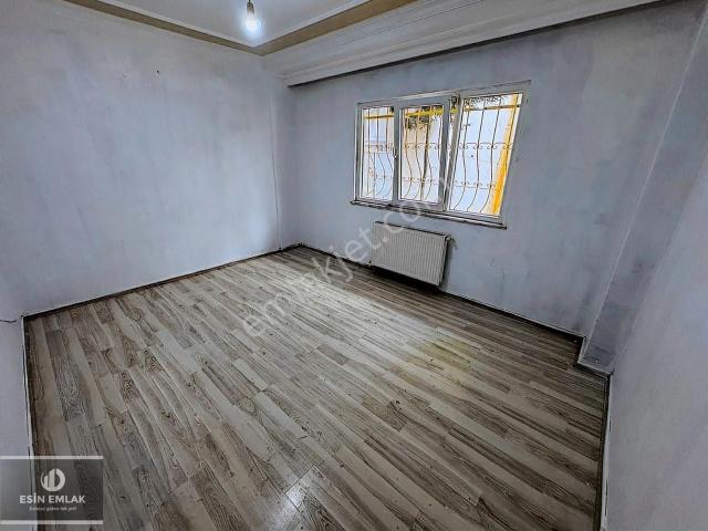 Cumhuriyet Mah E 5' Yakın Temiz Balkonlu Yeni 2+1 Satılık Daire