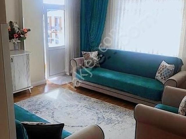 Cumhuriyet Mah, Metroya Libadiyeye Yakın 3+1 130 M2 2.kat