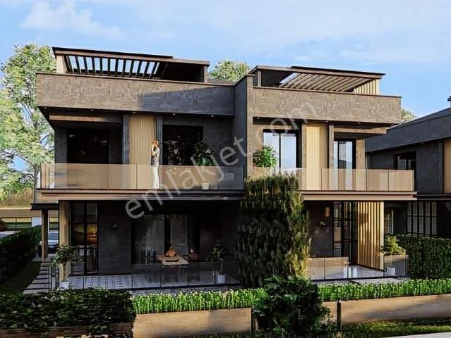 Cumhuriyet Mahallesi Yeni Marina Projesine Komşu Villa Sitesi