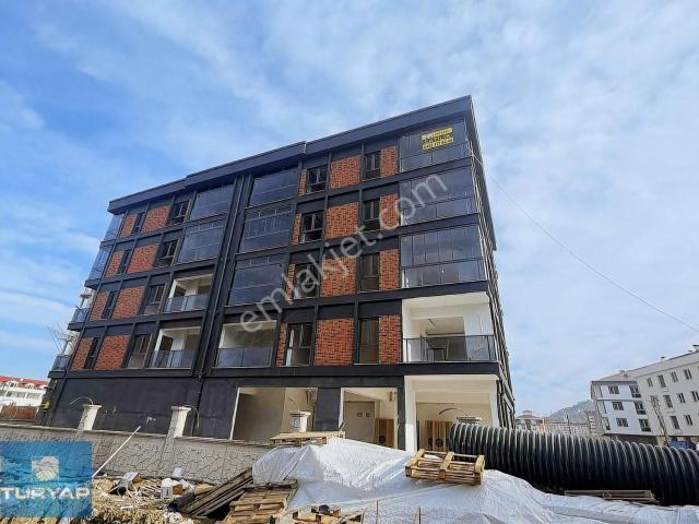 Cumhuriyet Mahallesinde Satılık Sıfır 1+1 Daire takaslı