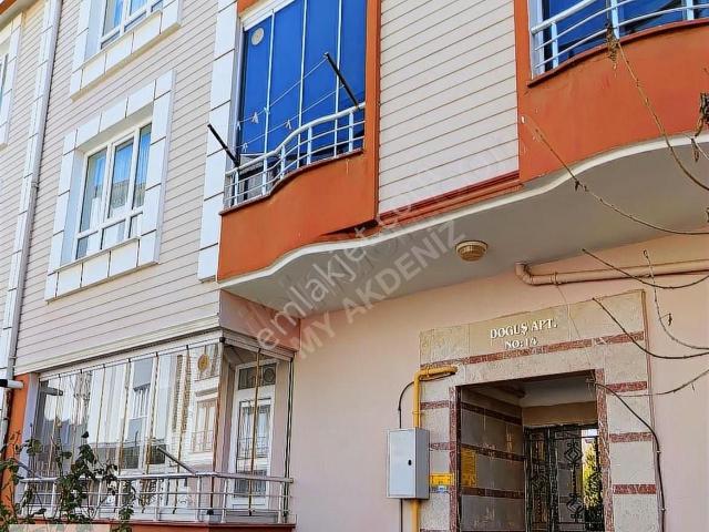 Cumhuriyet Mahallesinde Satılık 2+1 Daire