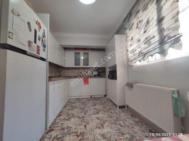 Cumhuriyet Mahallesi'nde Satılık 3+1 Bahçe Kat Daire