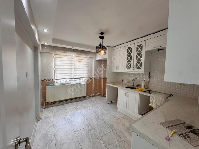 Cumhuriyet Mh. 3+1 İçi Yenilenmiş 170m2 Net Geniş Full Lüx Daire