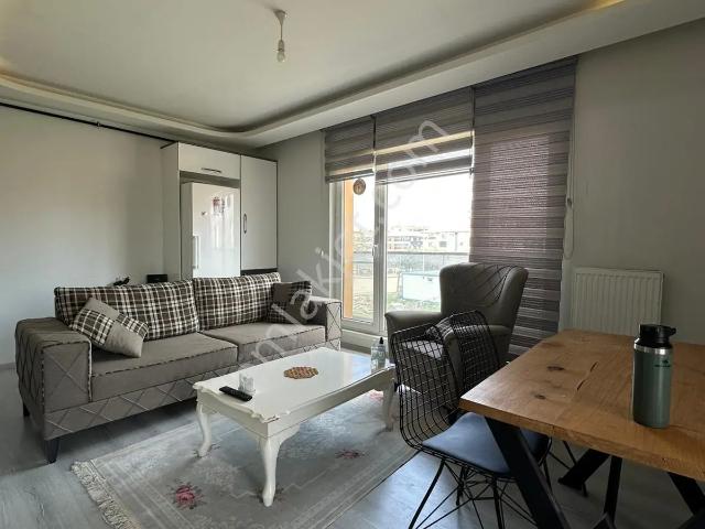 Cumhuriyet Gayrimenkulden 1+1 Full Eşyalı Asansörlü
