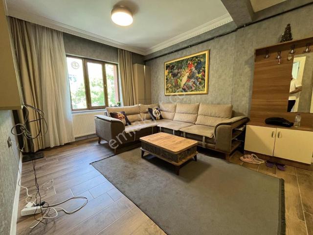 Cumhuriyet Gayrimenkulden 2+1 Full Eşyalı Daire
