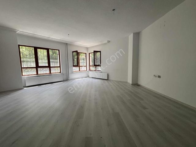 Cumhuriyet Gayrimenkulden 3+1 Full Yapılı Kiralık