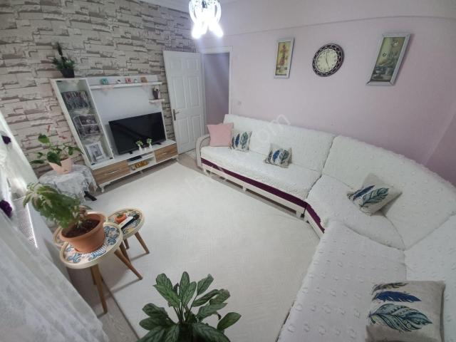 Cumhuriyet Parkı Civarı Satılık Temiz 3+1 Daire