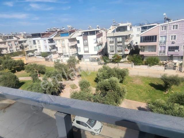 Cumhuriyette Sıfır 2 Katlı Asansörlü Ayrı Mutfak 3+1 Dubleks