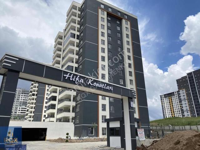 Cumhuriyet'te Site İçi 4+1 Panoramik Manzaralı Geniş Sıfır Daire