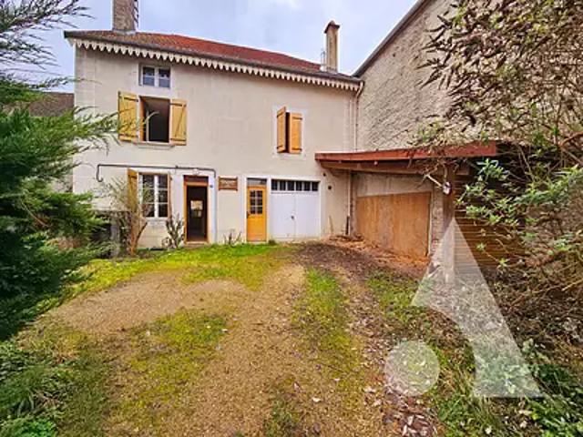 Cunfin 10360 Achat / Vente maison 6 pièces t6 au dernier étage terrasse