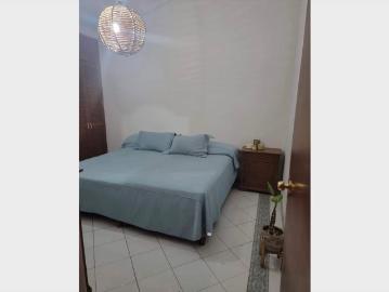 Cuarto amueblado con servicios incluidos a 5 min del hotel riu, 4 min de chapalita y a un costado de