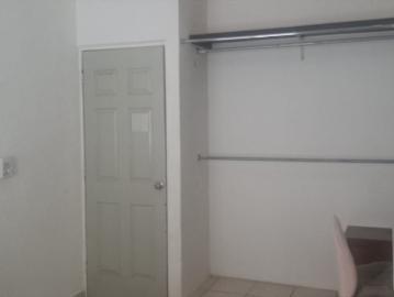 CUARTO EN CASA RESIDENCIAL