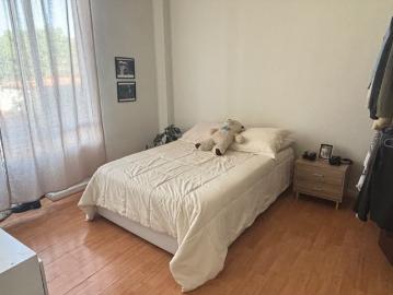 Cuarto en roma sur