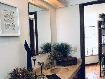 Cuartos tipo estudio en renta padrísimos !