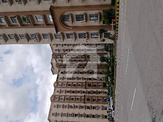 Cube Apartment Studio Muree facing