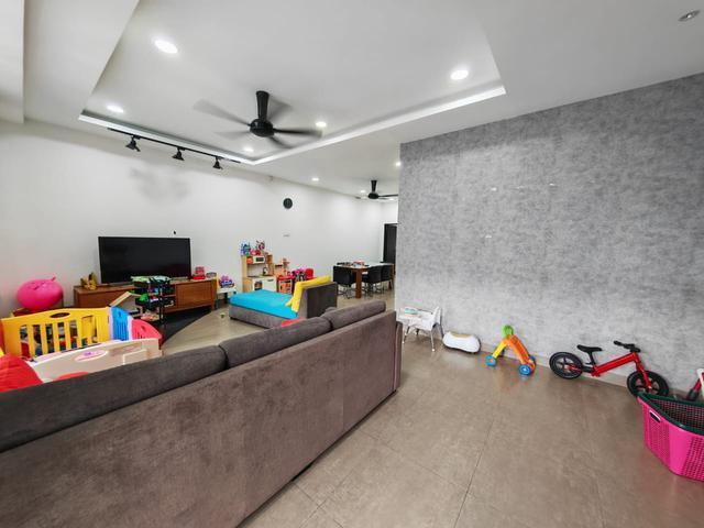 Cube 176 Pulai Jaya Double Storey 24x65 Fully Renovated Furnished GG