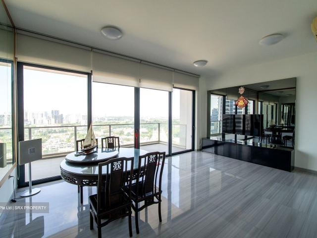 Cube 8 D11, Condominium