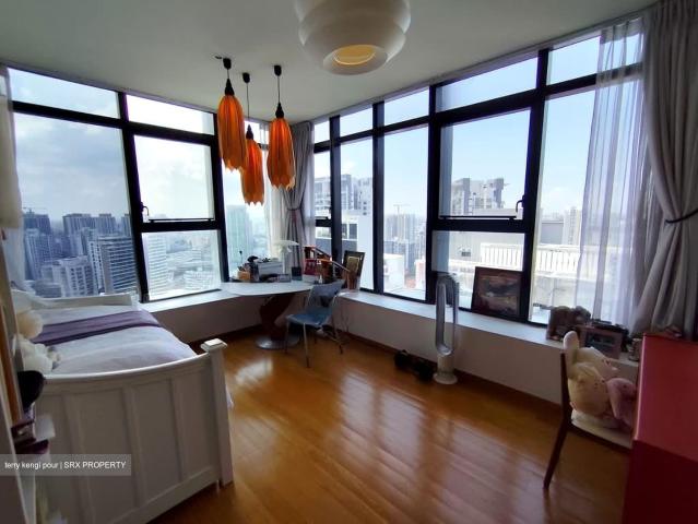 Cube 8 D11, Condominium