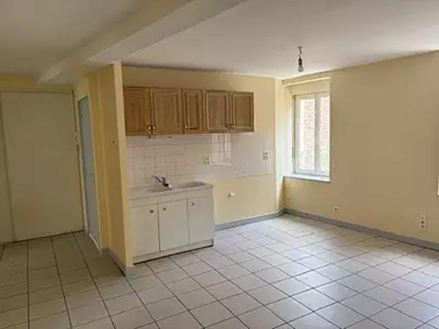 Cublize 69550 Location appartement 3 pièces t3 au dernier étage