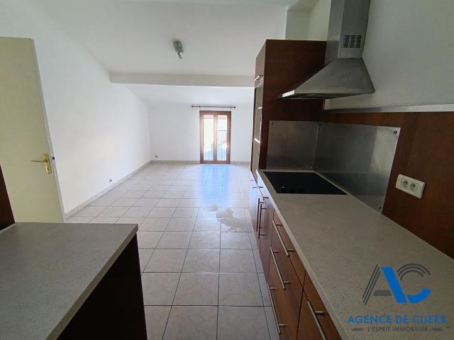 CUERS Appartement 2 pièces 34 m2
