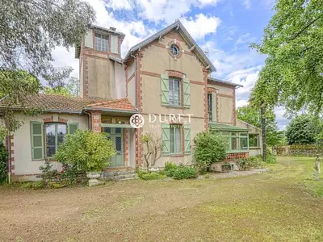 Cugand 85610 Achat / Vente maison 10 pièces t10 terrasse