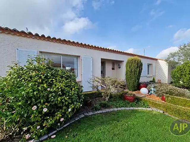 Cugand 85610 Achat / Vente maison 7 pièces t7 au dernier étage terrasse
