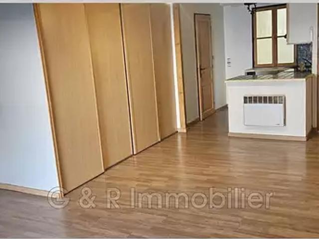 Cuges les Pins 13780 Achat / Vente appartement au dernier étage