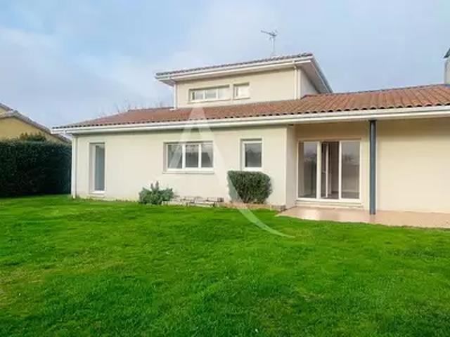 Cugnaux 31270 Location maison 5 pièces t5 au dernier étage