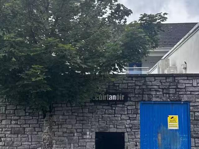 Cuirt An Ir, Annaly Park, Longford Town, Co. Longford is for r.