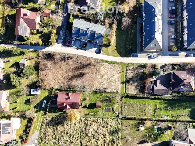Cukiernicza 1 600 m², Rzeszów