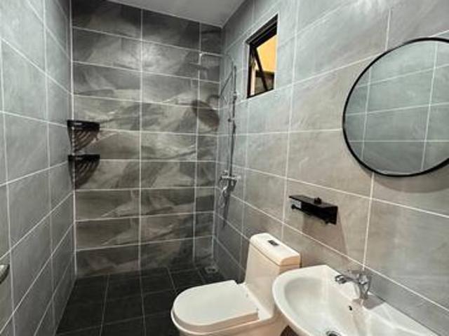 Curtin Petronas Single Storey House AutoGate 3 Rooms with 2 Bathrooms