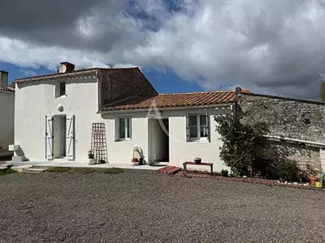 Curzon 85540 Achat / Vente maison 2 pièces t2 au dernier étage