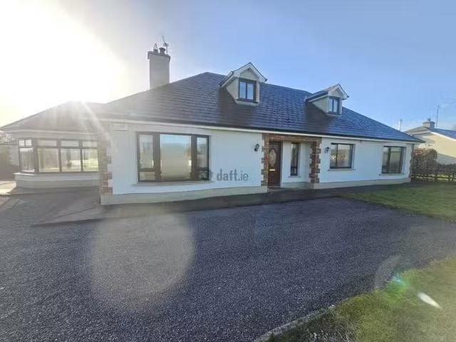 Curraghboy, Co. Roscommon is for rent