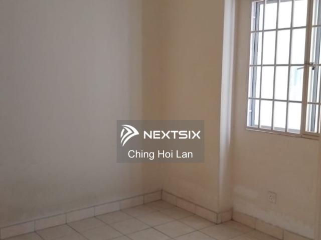Currently tenanted, providing immediate rental income, making it ideal for investors seeking a ready yield asset without vacancy risk within a rapidly developing area surrounded by expanding townships