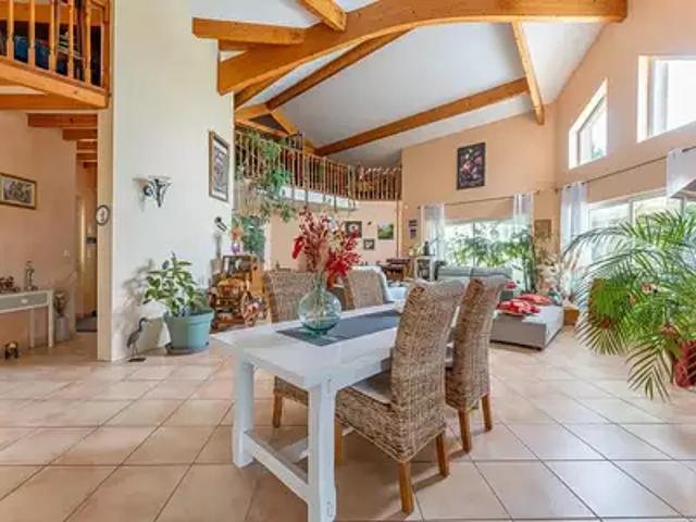 Cussac Fort Médoc 33460 Achat / Vente maison 7 pièces t7 piscine jardin