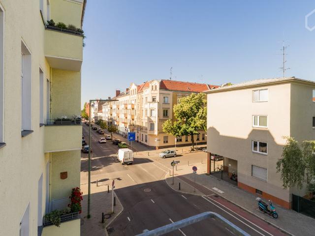 Cute, modern, bright flat in center of Reinickendorf, Berlin Amsterdam Apartments for Rent