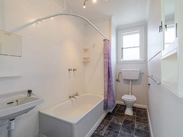 Cute, cosy & compact!