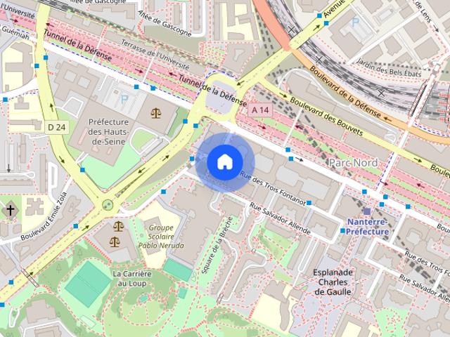 Cute double bedroom next to Nanterre Préfecture train station