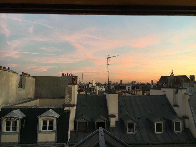 Cute loft with lift in nice area center of Paris close to Louvre museum and Opéra