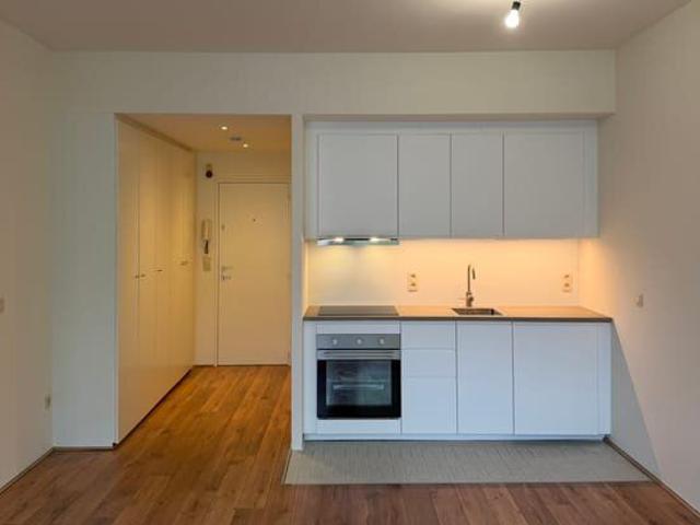 CUTE STUDIO IN HART AND CENTER OF ANTWERP