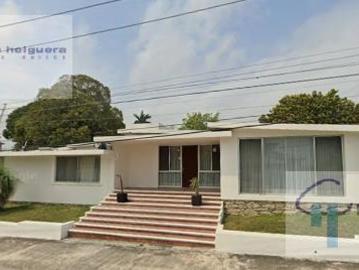 CV 475 CASA EN VENTA Ubicada en CALLE NARANJO #1504 COL. AGUILA, TAMPICO, TAM