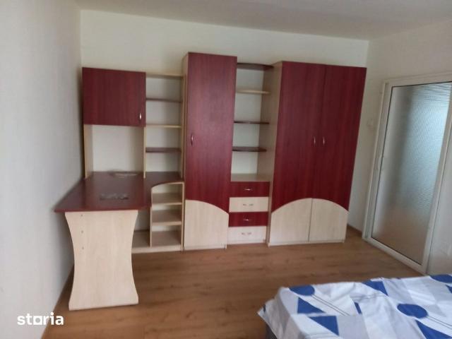 cv 54 Petru Rares Ap. una camera,mobilier complet