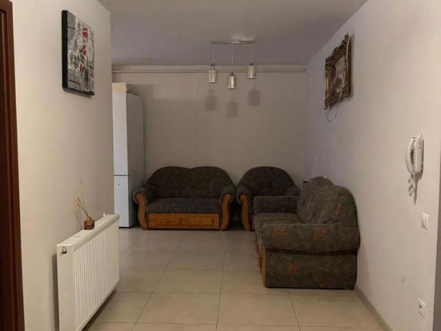 cv 84 Marasesti,bloc nou, apartament 3 camere, etaj III+ loc parcare