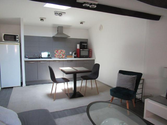CV LA ROCHELLE T2 MEUBLE ETUDIANT