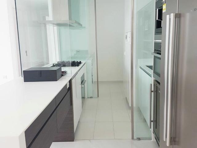 Cyan D10, Condominium